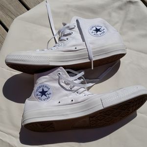 Chuck Taylor Converse AllStar.  Men10. Women 12